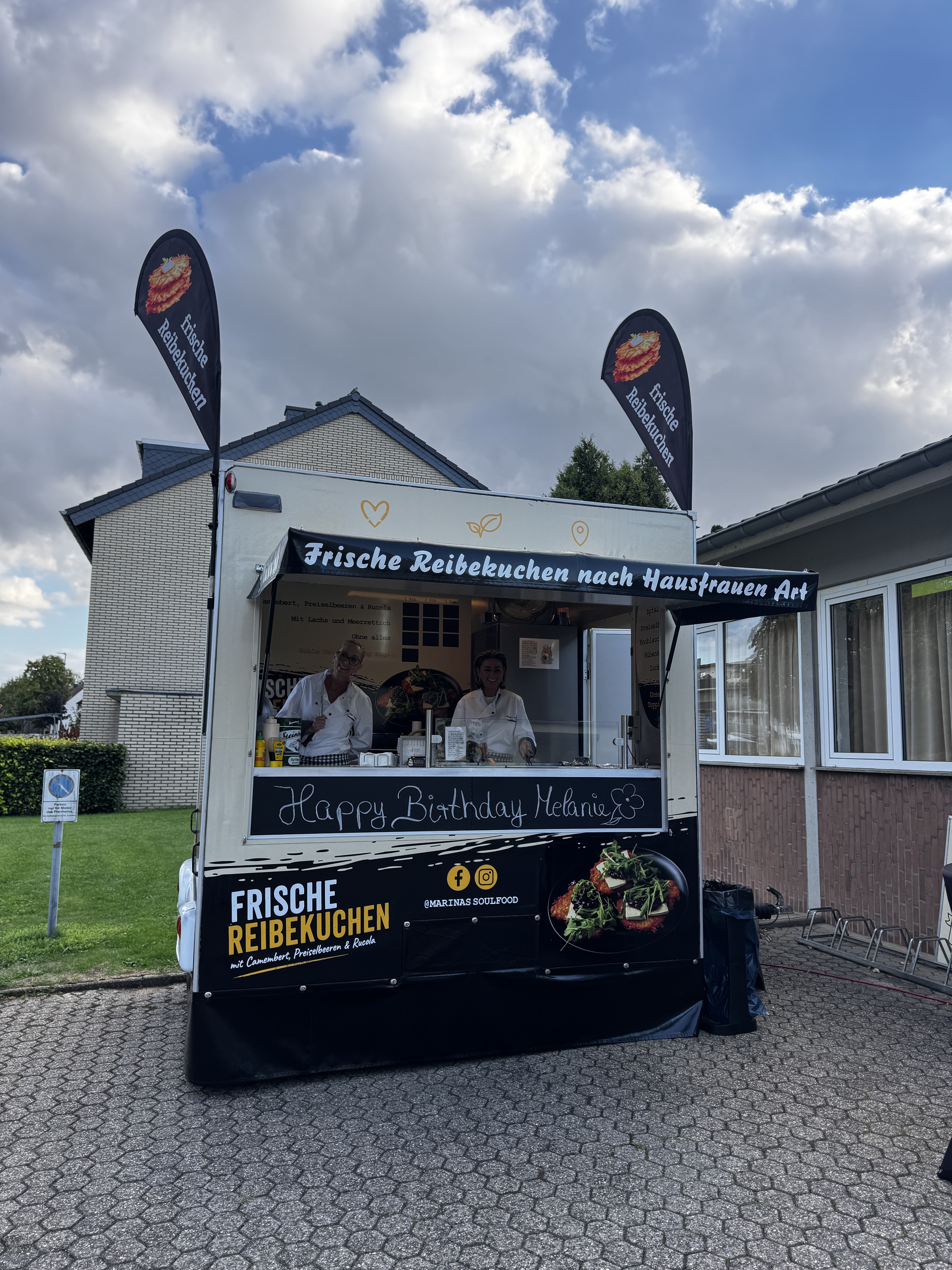 Marina's Soulfood Foodtruck beim Catering