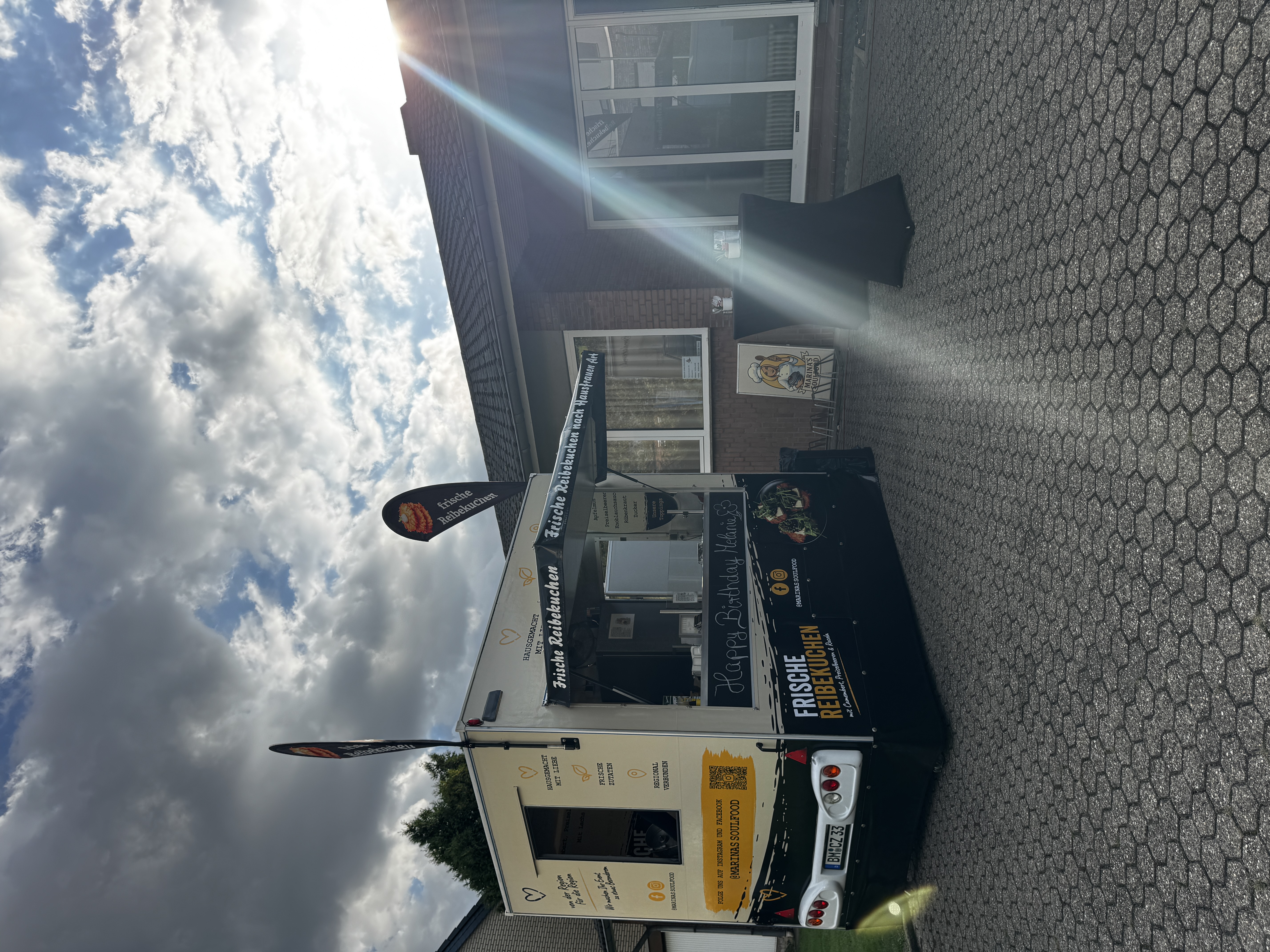 Marina's Soulfood Foodtruck
